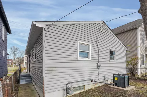 861 E 4th Ave, Columbus, OH 43201 photo 26