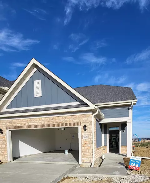 5636 Aristocrat Dr, Hilliard, OH 43026