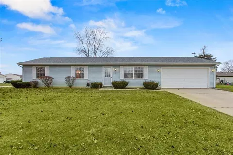 101 Redbud Cir, Jackson Center, OH 45334