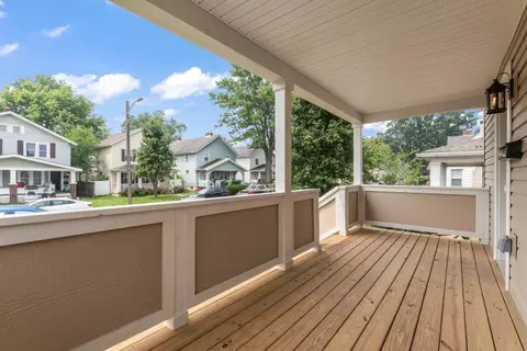 1132 E 21st Ave, Columbus, OH 43211