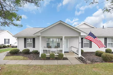 1218 Hillview Cir E, Newark, OH 43055