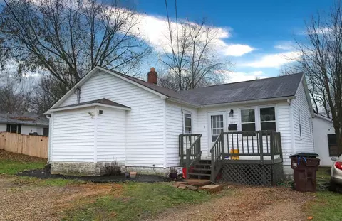 304 Cooper St, Mount Vernon, OH 43050