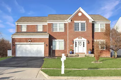 4500 Orangeberry Dr, Grove City, OH 43123