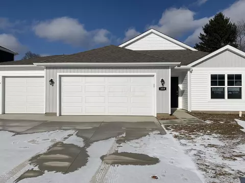 359 Trinity Way W, Newark, OH 43055