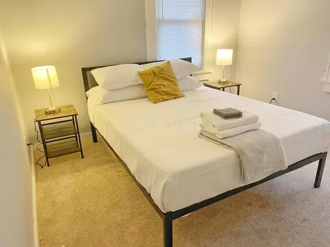 Bedroom - 787 E 3rd Ave, Columbus, OH 43201 photo 4 of 10