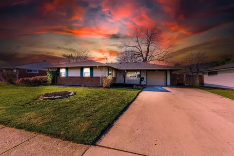 1601 Marvin Dr, Reynoldsburg, OH 43068