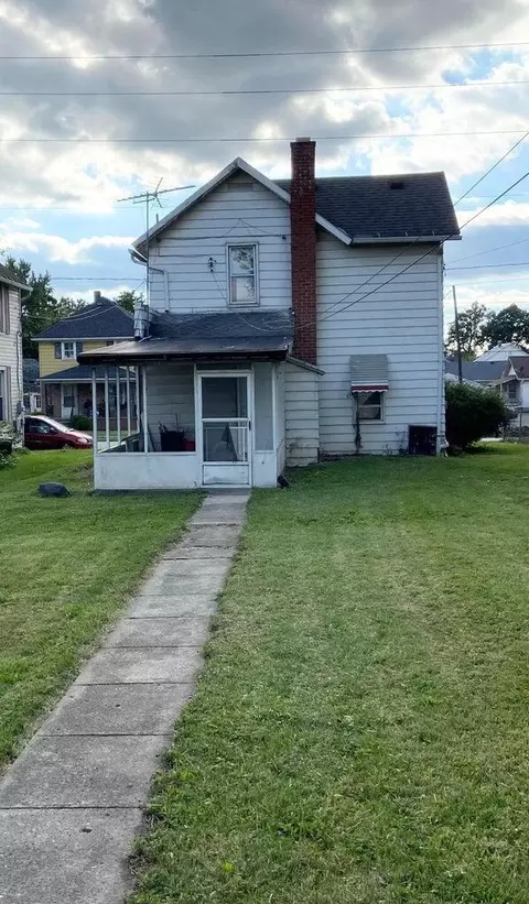740 Davids St, Marion, OH 43302 photo 3