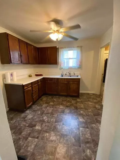 740 Davids St, Marion, OH 43302 photo 9