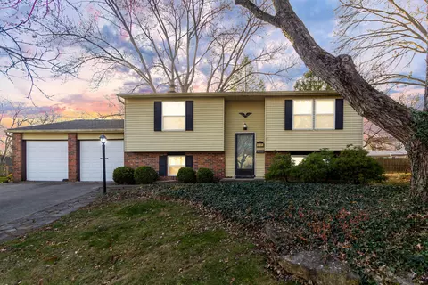 6595 Merry Ln, Columbus, OH 43229