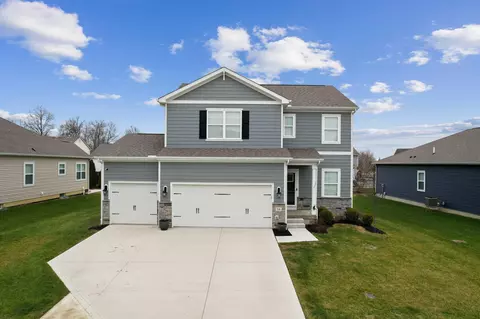 38 Scarlett Dr, Delaware, OH 43015