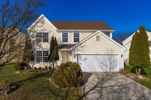 1104 Pebble Brook Dr, Columbus, OH 43240