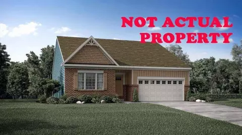 720 Herd Ave, Pataskala, OH 43062