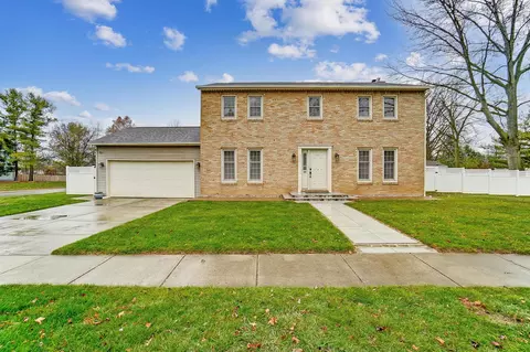6262 Youngland Dr, Columbus, OH 43228