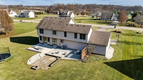 5253 Hearthstone Dr, Springfield, OH 45502 photo 5