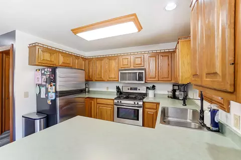5253 Hearthstone Dr, Springfield, OH 45502 photo 20