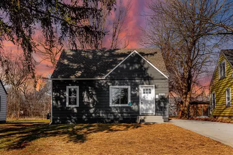 2320 Vendome Dr, Columbus, OH 43219