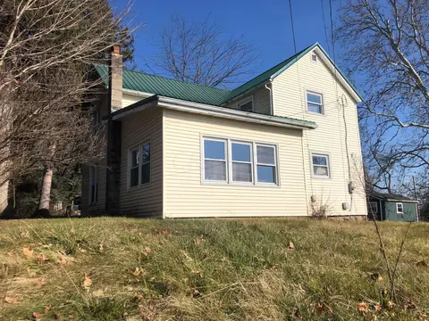 530 Wooster Rd, Mount Vernon, OH 43050
