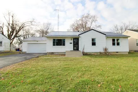 387 Kensington Pl, Marion, OH 43302