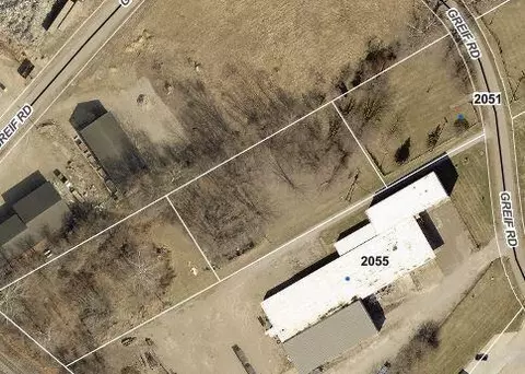 2051 Grief Rd, Zanesville, OH 43701