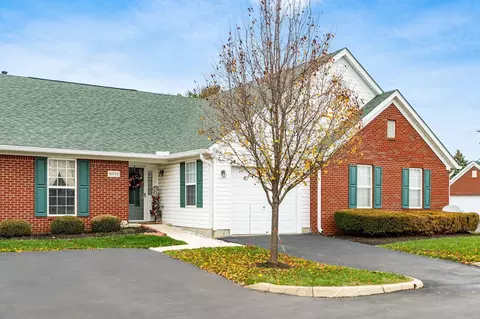 8038 Night Heron Ln, Pickerington, OH 43147