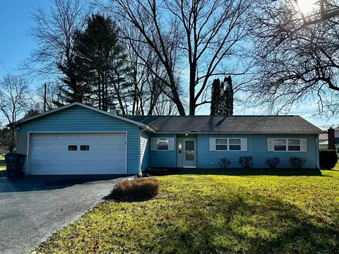 181 Melody Ln, Pataskala, OH 43062