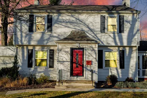 295 N Cassingham Rd, Columbus, OH 43209
