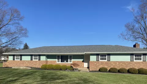 1198 Wooded Dr NE, Lancaster, OH 43130