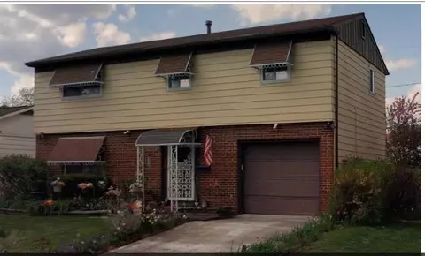 1428 Wayland Dr, Columbus, OH 43207