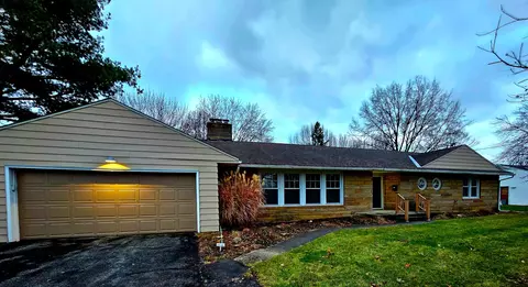 674 Forest Lawn Dr, Marion, OH 43302