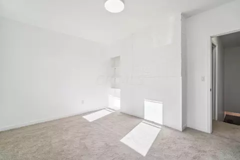 678 E Starr Ave, Columbus, OH 43201 photo 17