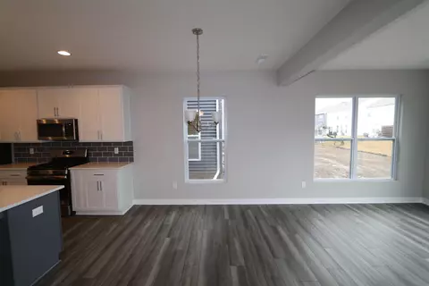 7058 Ashford Way, Powell, OH 43065 photo 3