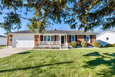 104 S Heather Hill Dr, Bellefontaine, OH 43311