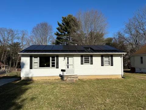 827 W Hubert Ave, Lancaster, OH 43130