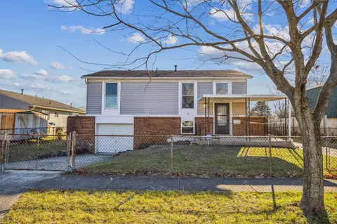 977 Kyle Ave, Columbus, OH 43207