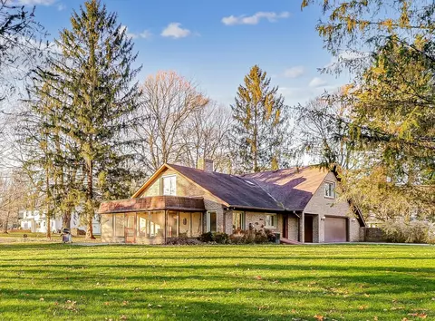 940 Newark Granville Rd, Granville, OH 43023