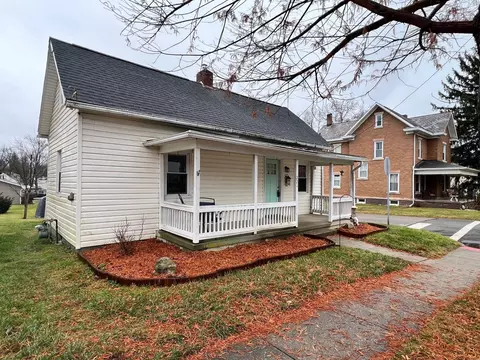 221 W Market St, Baltimore, OH 43105