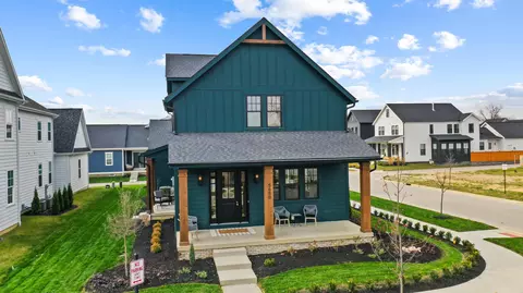 5680 Hickory Dr, Lewis Center, OH 43035