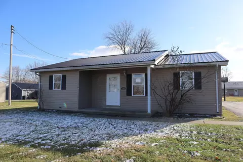 1343 Willard St, Washington Court House, OH 43160