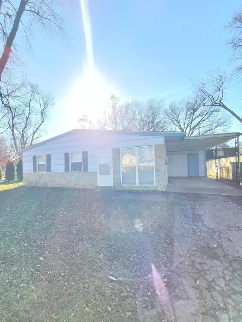 4691 Janis Dr, Columbus, OH 43227