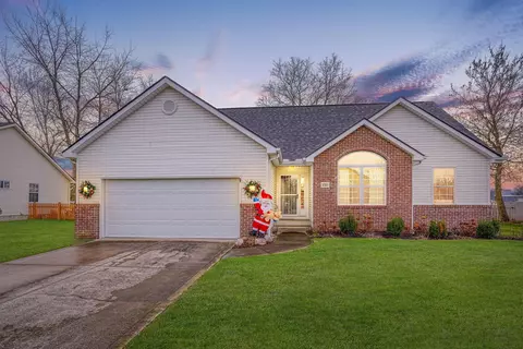 130 Pfeifer Dr, Canal Winchester, OH 43110