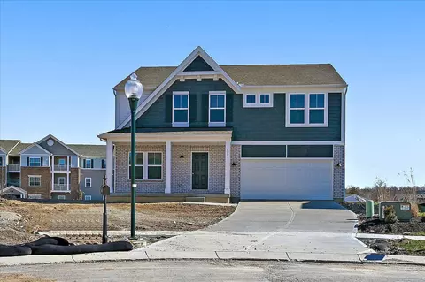 4324 Forestedge St, Tipp City, OH 45371