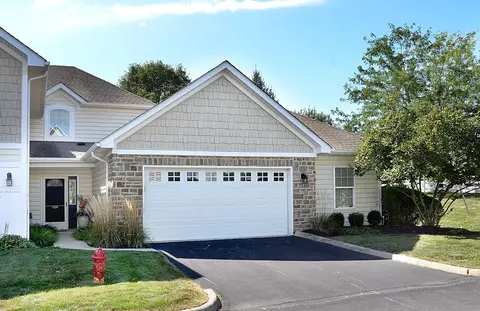 5089 Calais Dr, Columbus, OH 43221