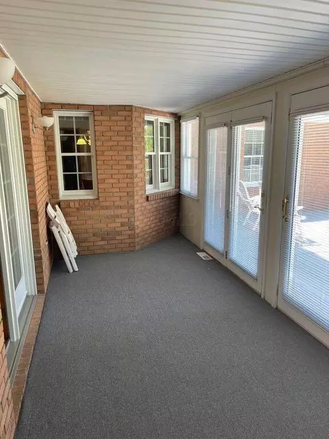 2829 Walnut Grove Ln, Springfield, OH 45504 photo 5
