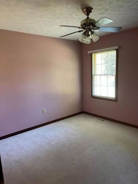 2829 Walnut Grove Ln, Springfield, OH 45504 photo 7