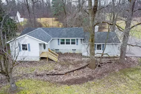 1021 Charles St, Galion, OH 44833