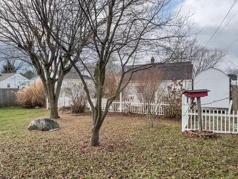 1324 Amherst Rd, Springfield, OH 45504 photo 9