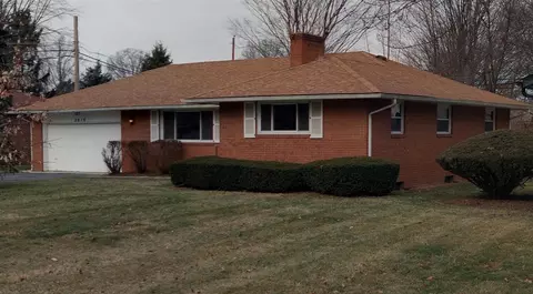 2810 Castlewood Rd, Columbus, OH 43209