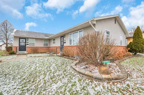 3719-3721 Mccarley Dr S, Columbus, OH 43228