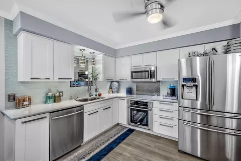 Kitchen - 3560 Smeltzer Rd, Marion, OH 43302 photo 1 of 6