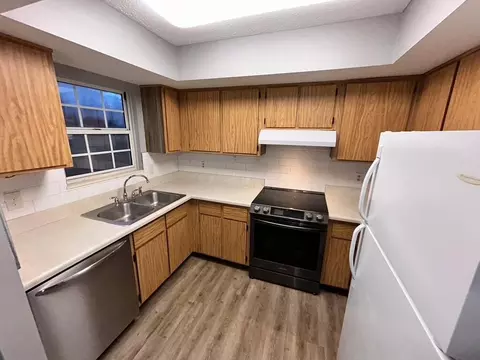 7770 Deercrest Ct, Dublin, OH 43016 photo 11